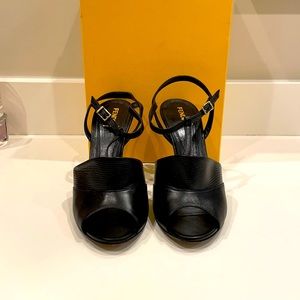 Fendi black Nappa leather and “lizard” heeled sandal size 39.5